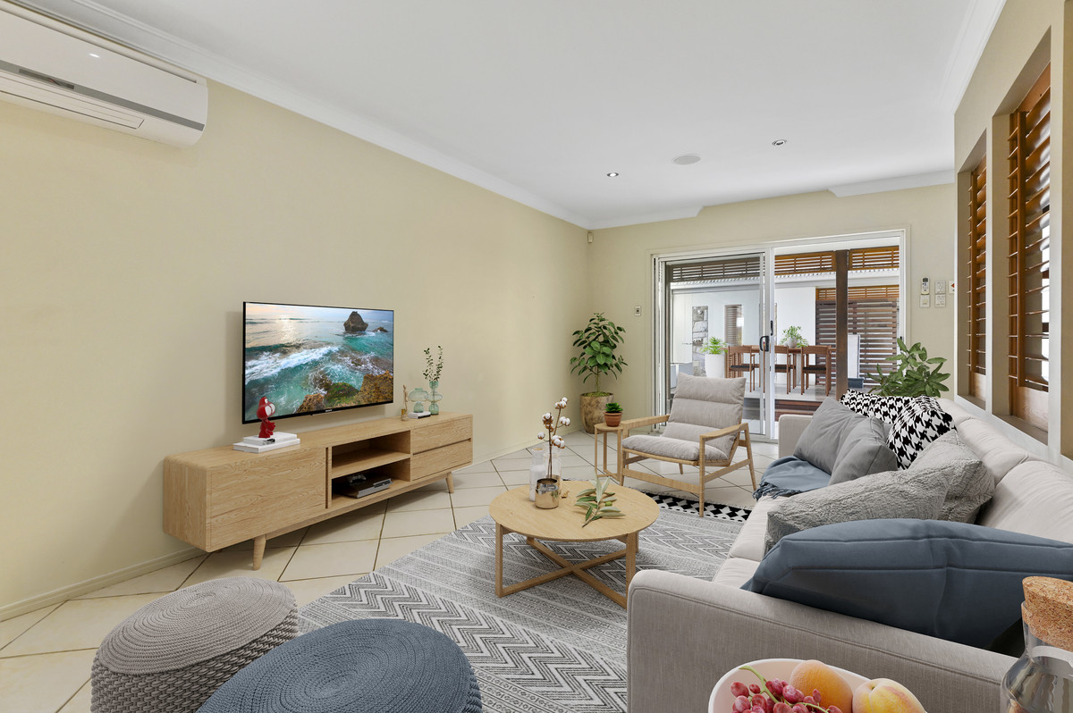 11 Walsh Street, Redcliffe, QLD 4020 AUS