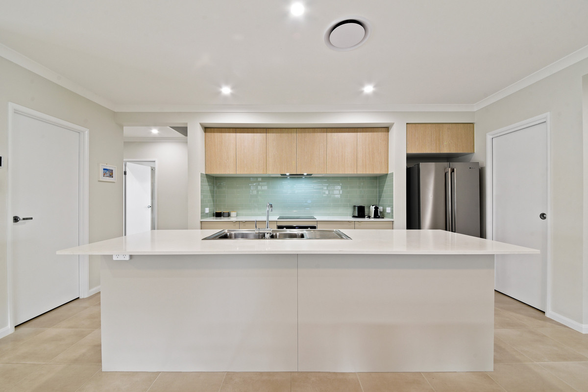 35 Plummer Crescent, Mango Hill, QLD 4509 AUS