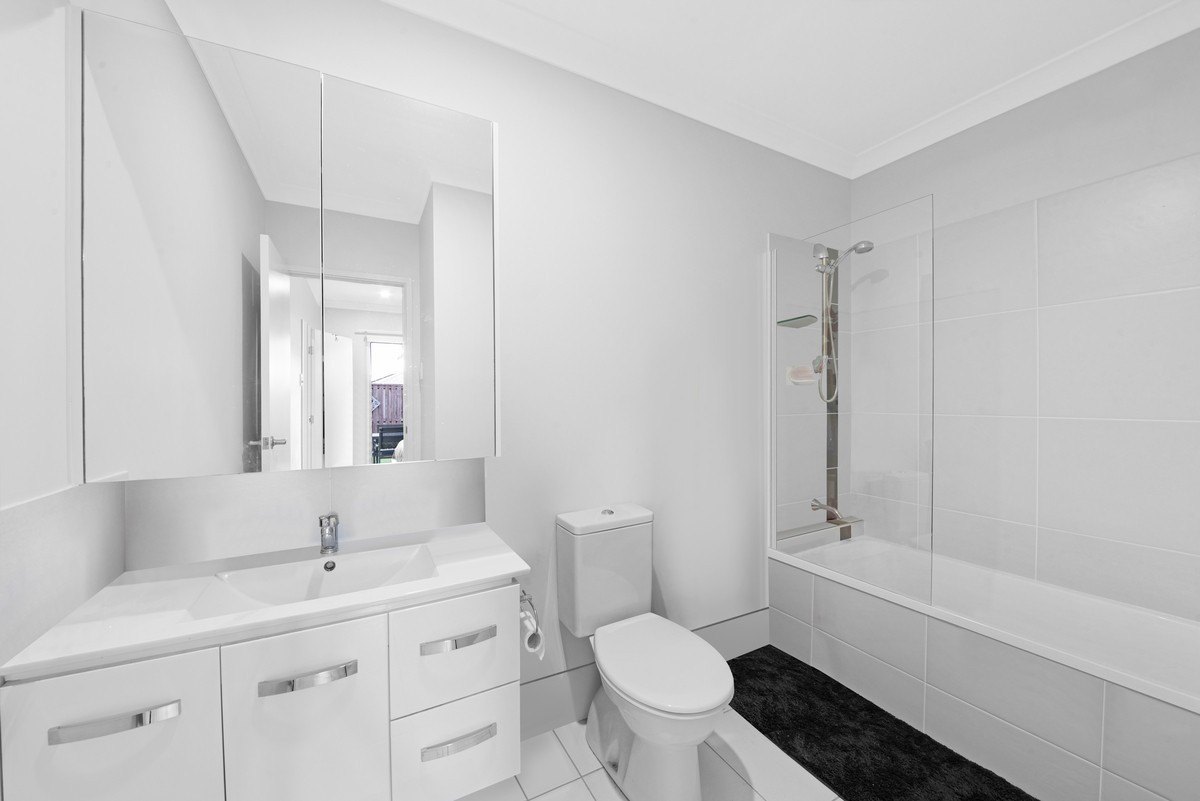 9 Seabreeze Circuit, Deception Bay, QLD 4508 AUS