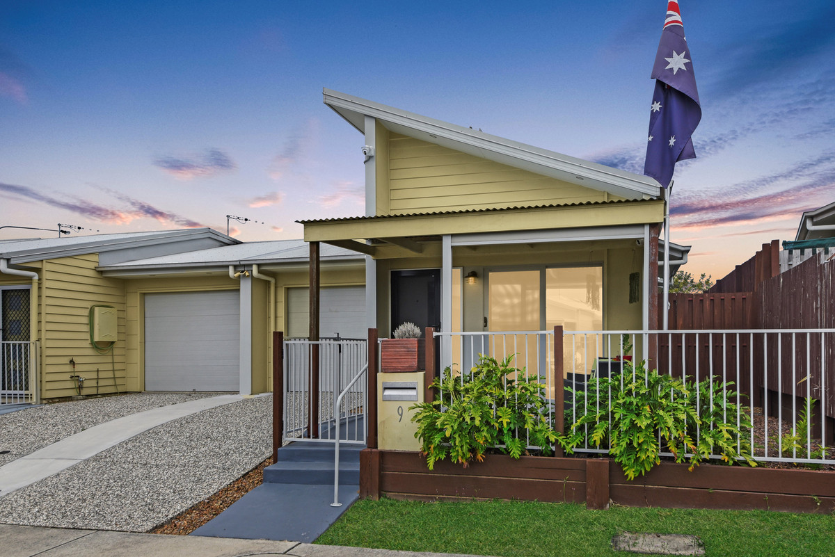 9 Seabreeze Circuit, Deception Bay, QLD 4508 AUS
