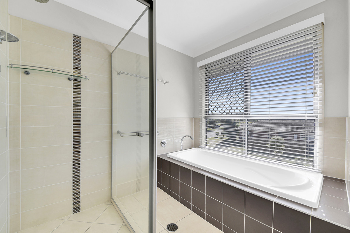 134 Mackintosh Drive, North Lakes, QLD 4509 AUS