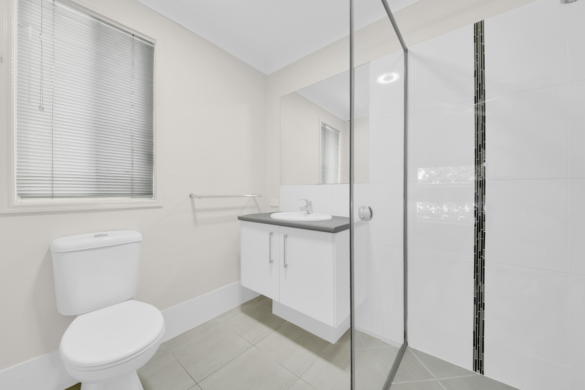 15 Warrumbungle Parade, Fitzgibbon, QLD 4018 AUS