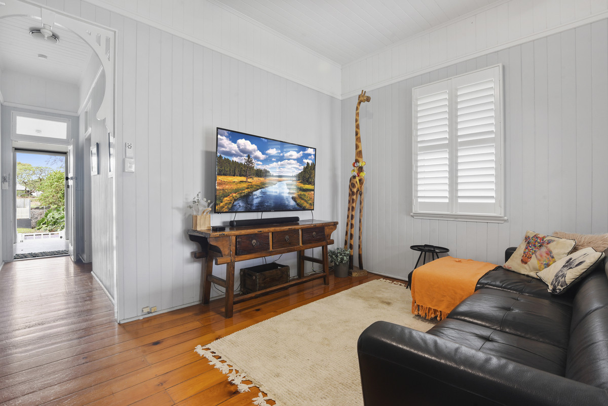 75 Grantson Street, Windsor, QLD 4030 AUS