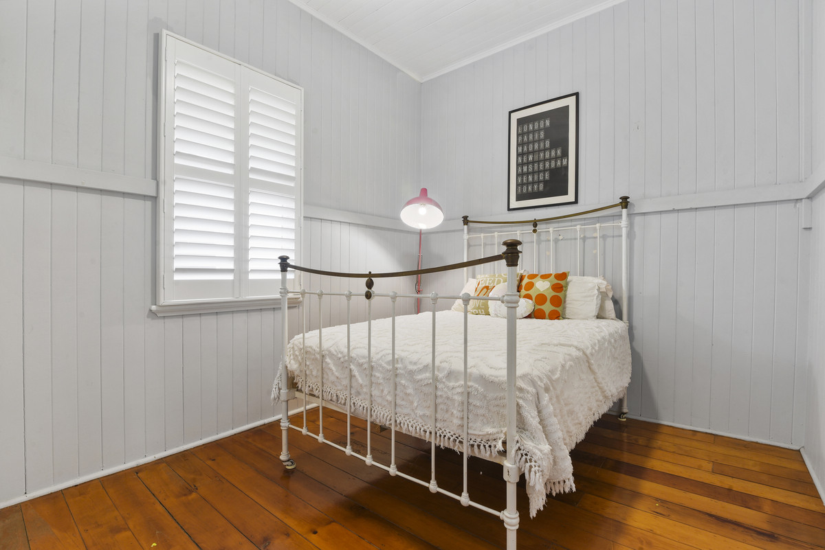 75 Grantson Street, Windsor, QLD 4030 AUS