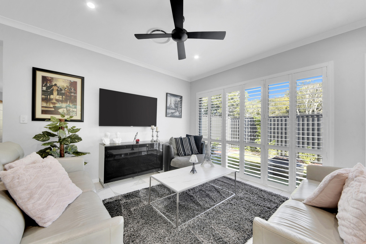 6 Henning Place, Burpengary East, QLD 4505 AUS