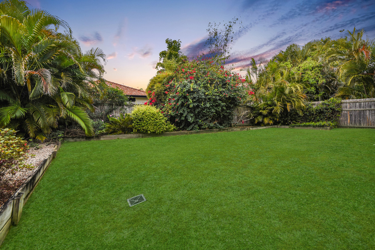 8 Albatross Close, North Lakes, QLD 4509 AUS