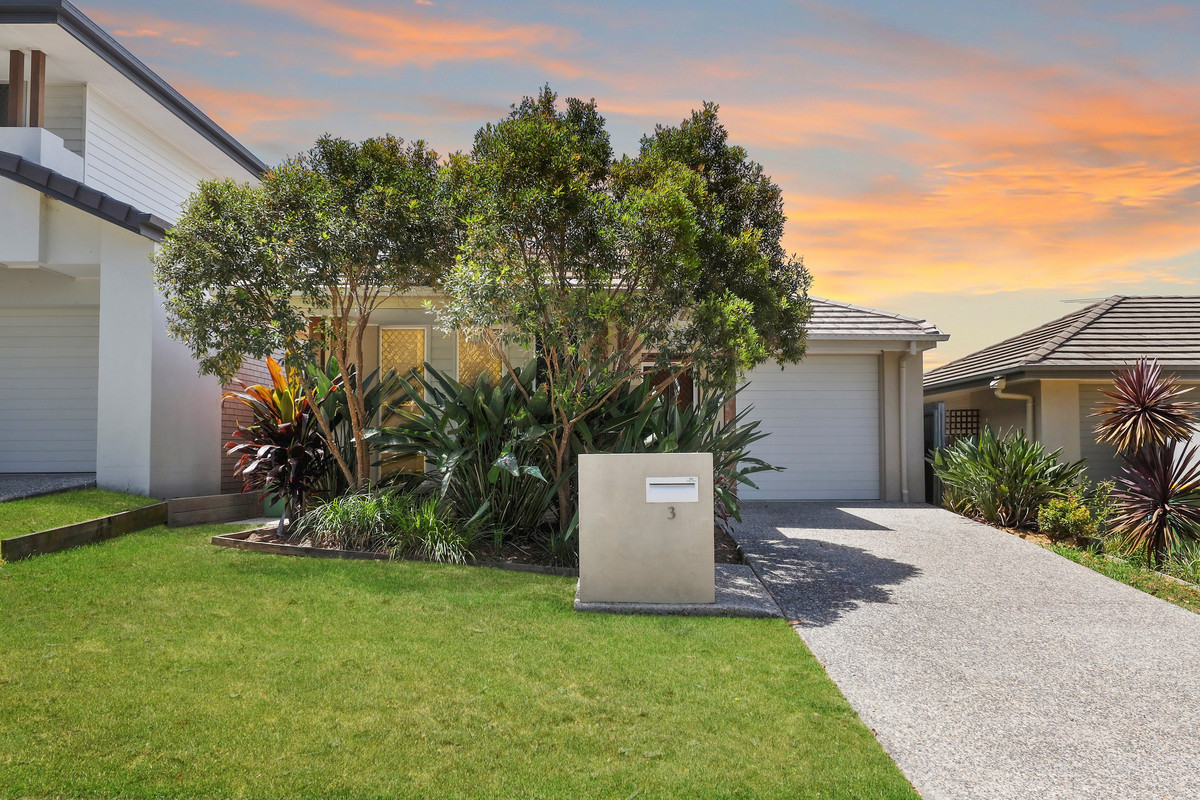 3 Francisca Drive, Augustine Heights, QLD 4300 AUS