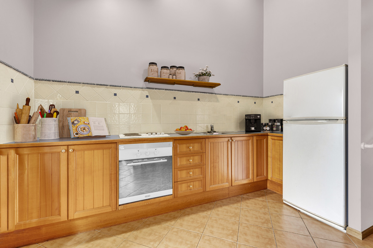 84 Dorville Road, Carseldine, QLD 4034 AUS