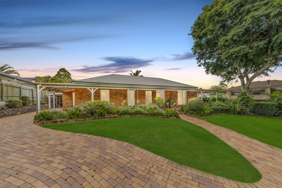 84 Dorville Road, Carseldine, QLD 4034 AUS