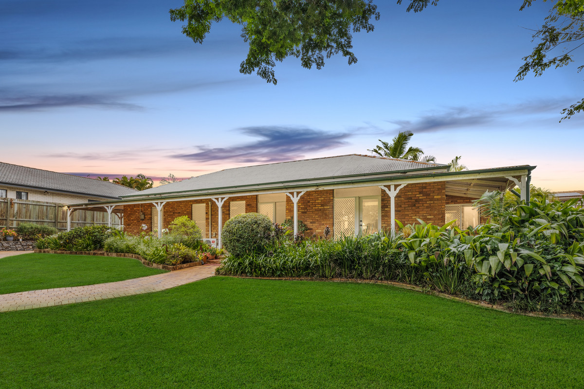 84 Dorville Road, Carseldine, QLD 4034 AUS