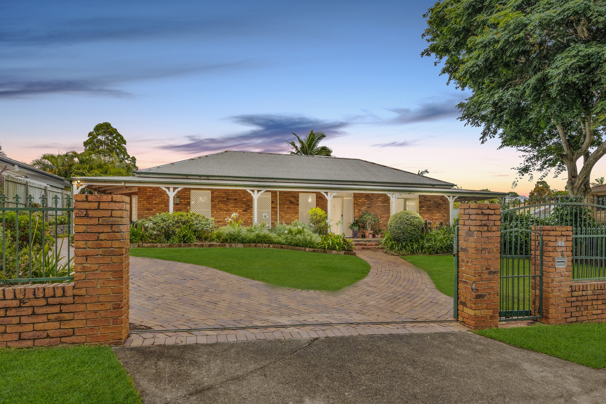 84 Dorville Road, Carseldine, QLD 4034 AUS