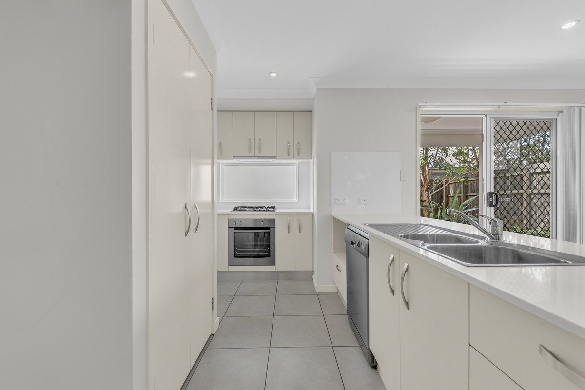 13/111 Cowie Road, Carseldine, QLD 4034 AUS