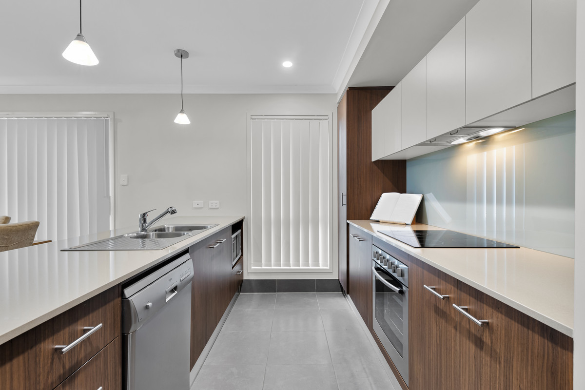 59 Cootharaba Crescent, Warner, QLD 4500 AUS