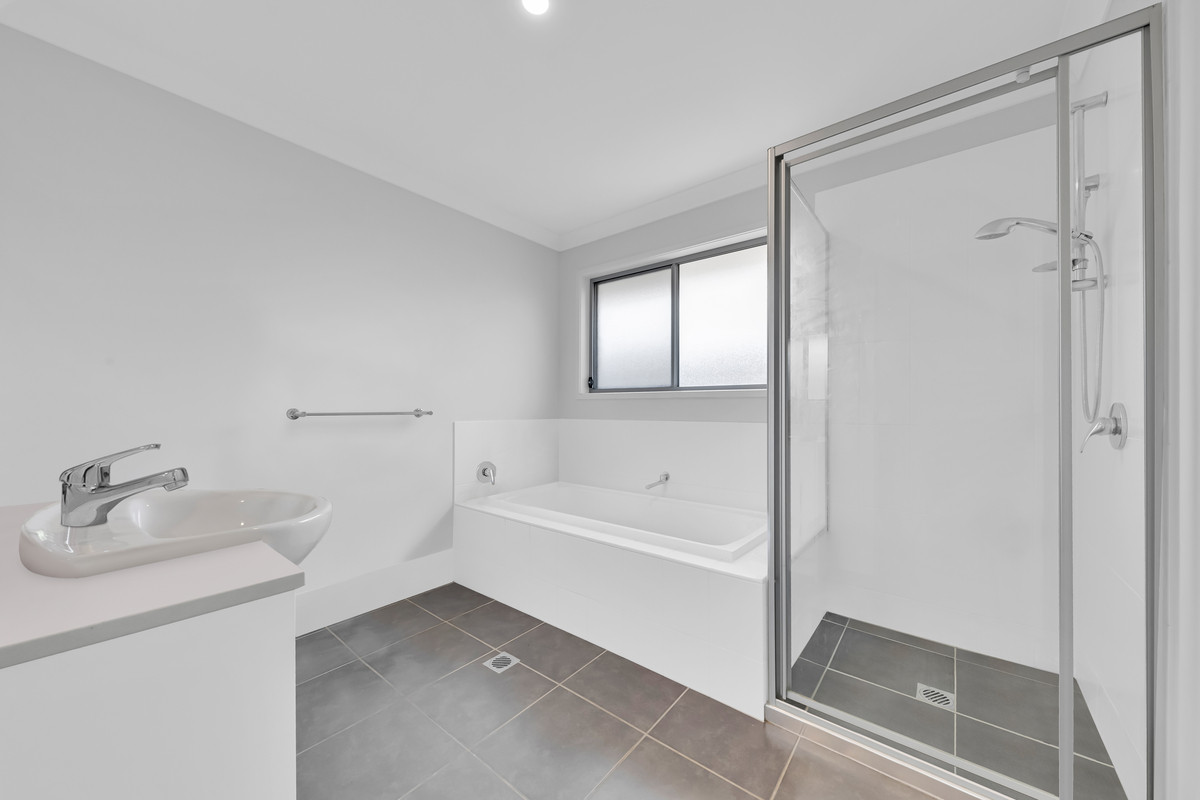 17 Harvey Circuit, Griffin, QLD 4503 AUS