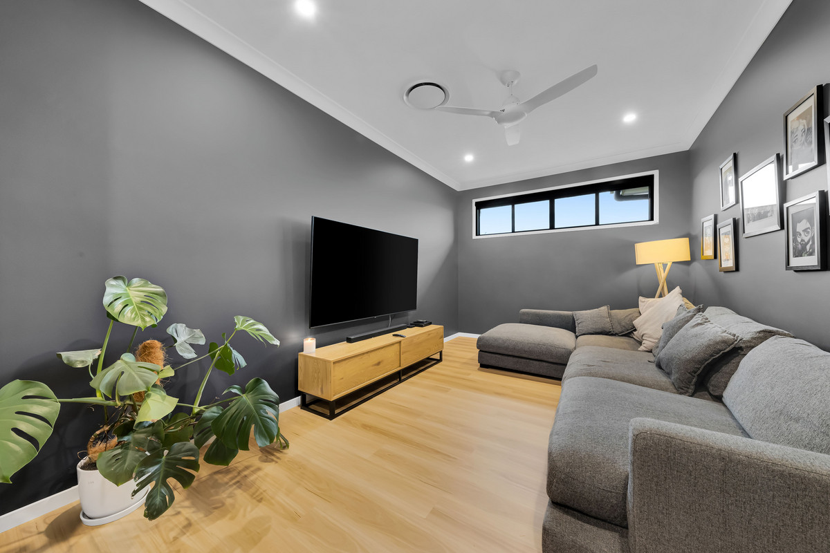 50 Palatial Crescent, Griffin, QLD 4503 AUS