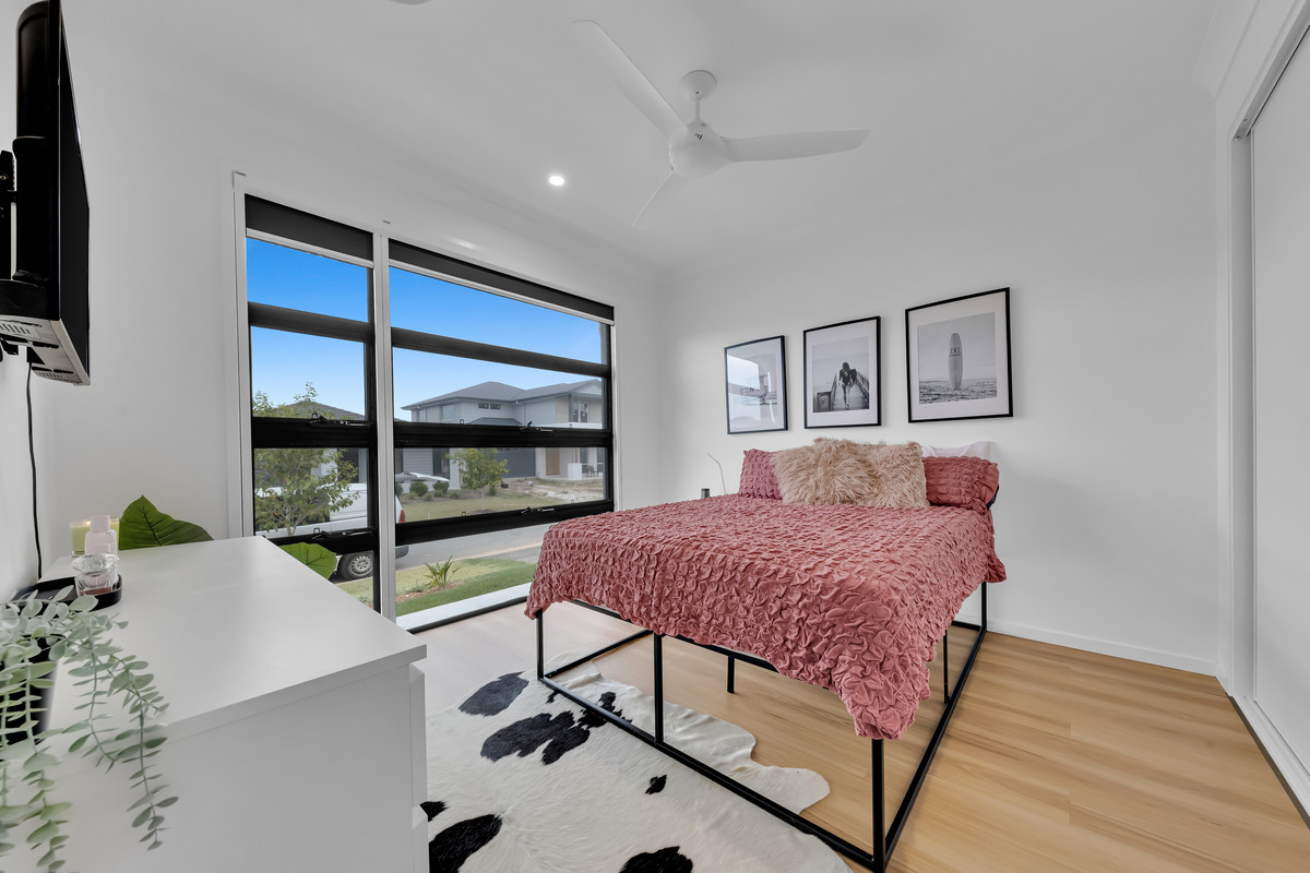 50 Palatial Crescent, Griffin, QLD 4503 AUS