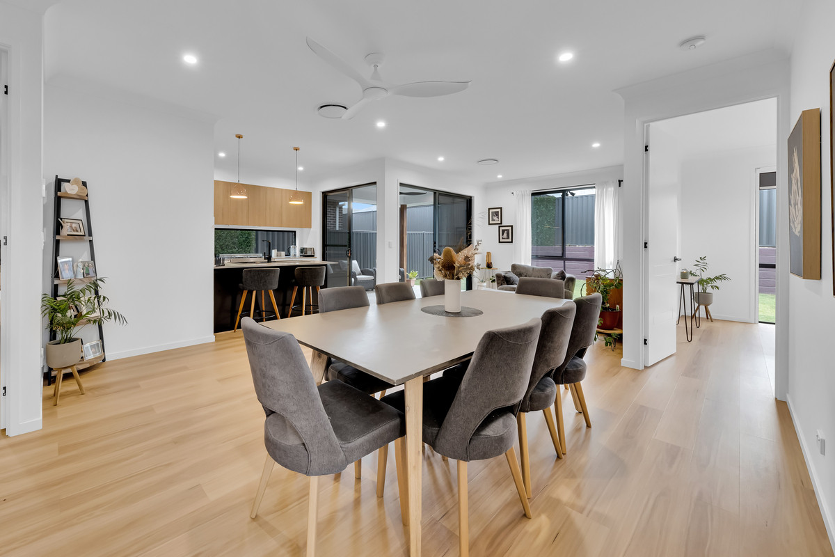 50 Palatial Crescent, Griffin, QLD 4503 AUS