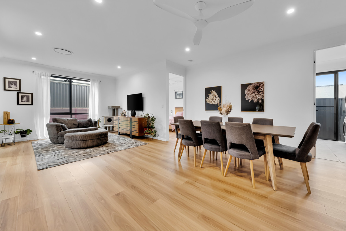 50 Palatial Crescent, Griffin, QLD 4503 AUS