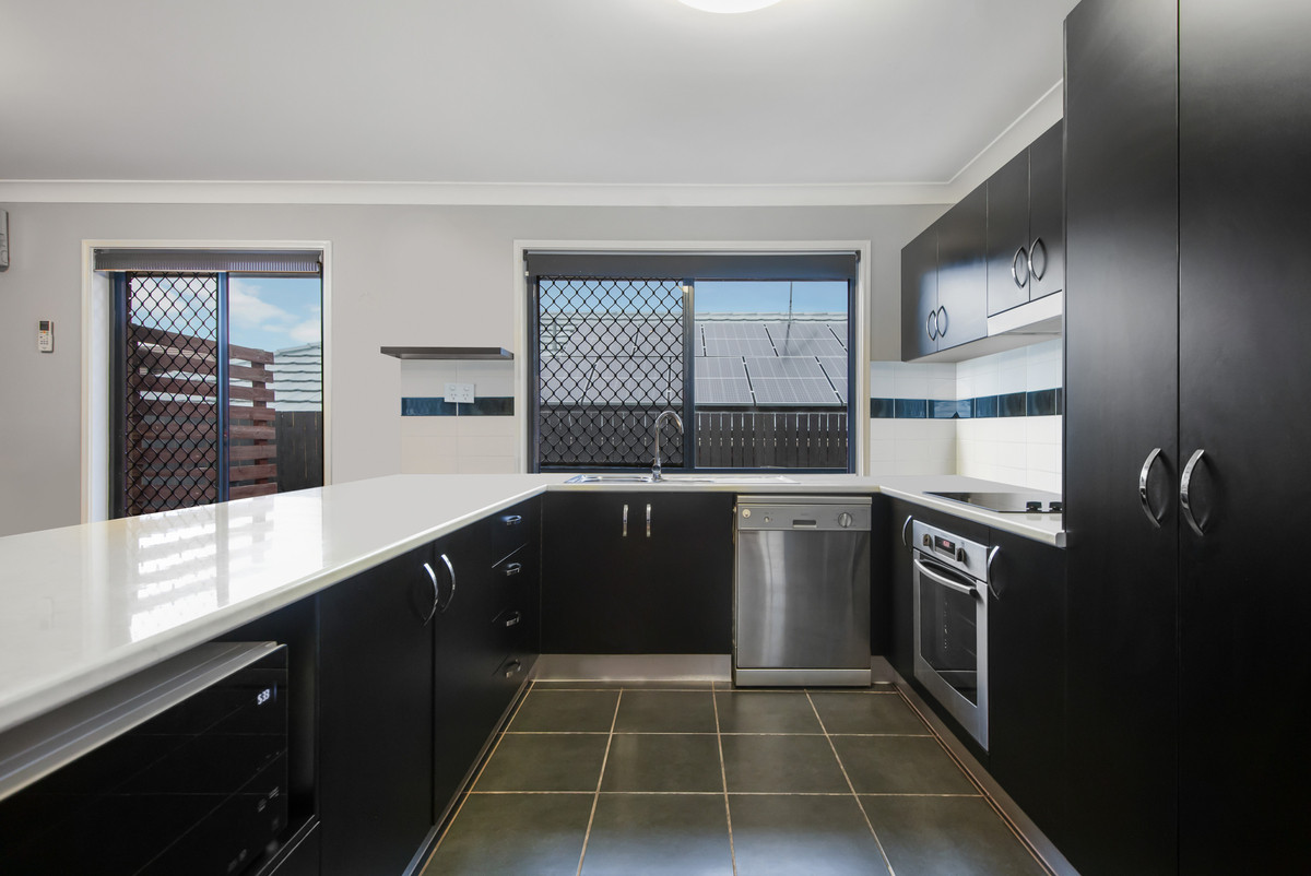12 Hume Circuit, Warner, QLD 4500 AUS
