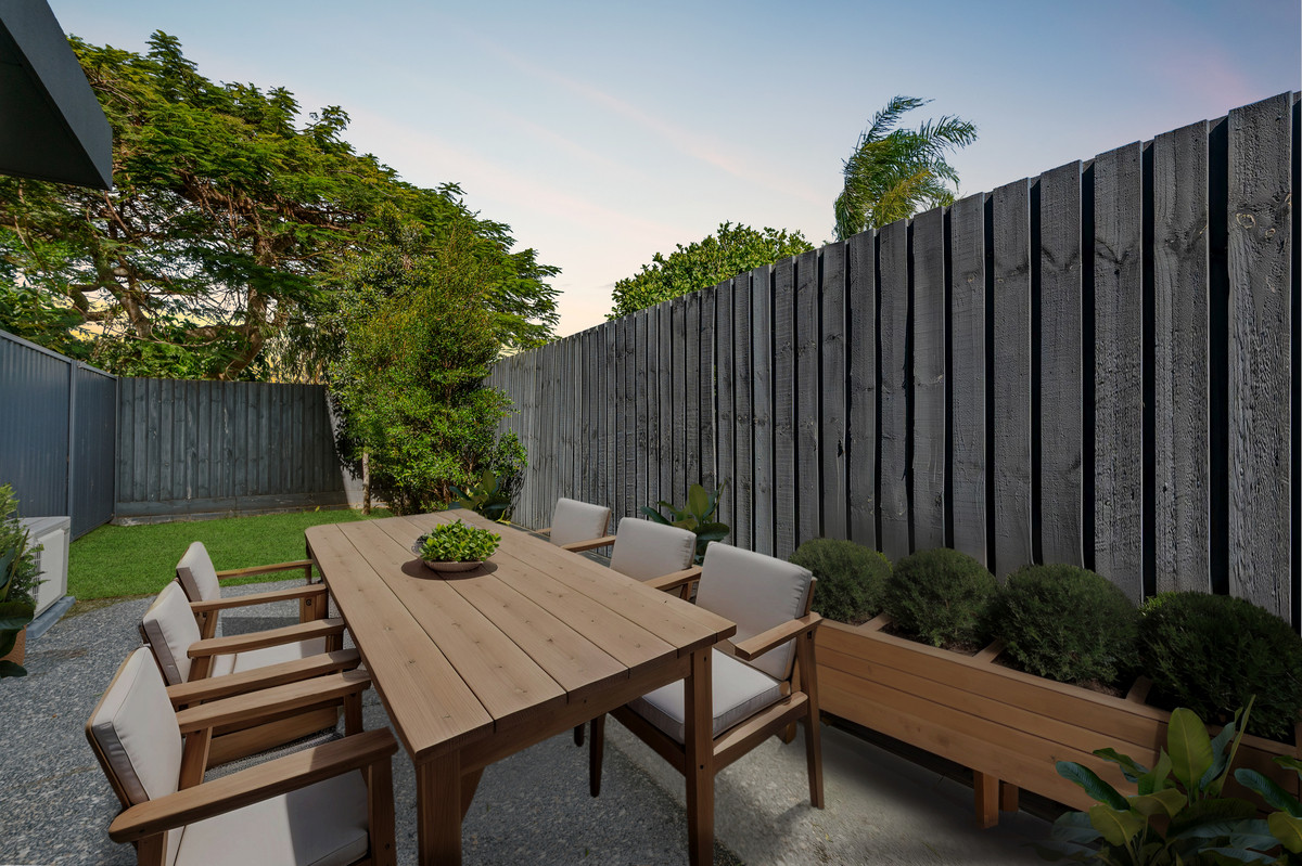 4/43 King Street, Woody Point, QLD 4019 AUS