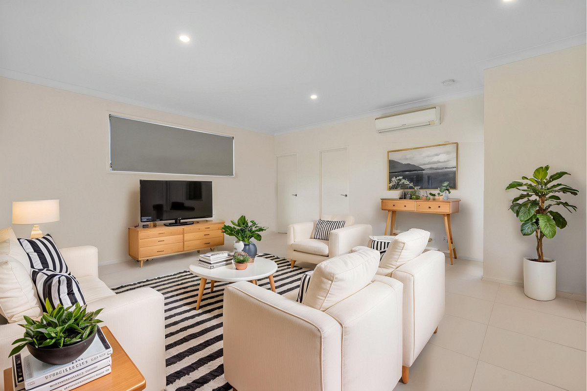4/43 King Street, Woody Point, QLD 4019 AUS