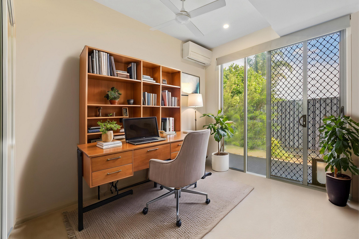 4/43 King Street, Woody Point, QLD 4019 AUS