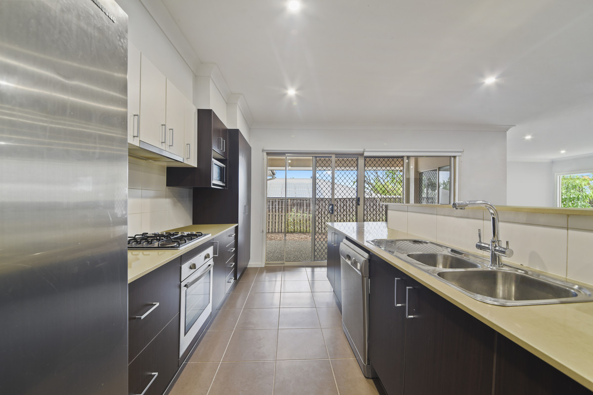 229 Alawoona Street, Redbank Plains, QLD 4301 AUS