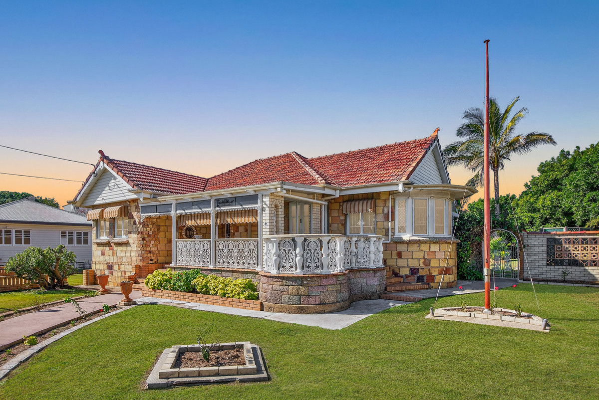 4 Laura Street, Clontarf, QLD 4019 AUS