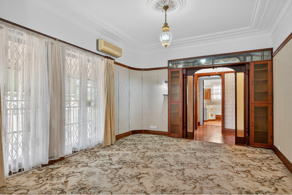 4 Laura Street, Clontarf, QLD 4019 AUS