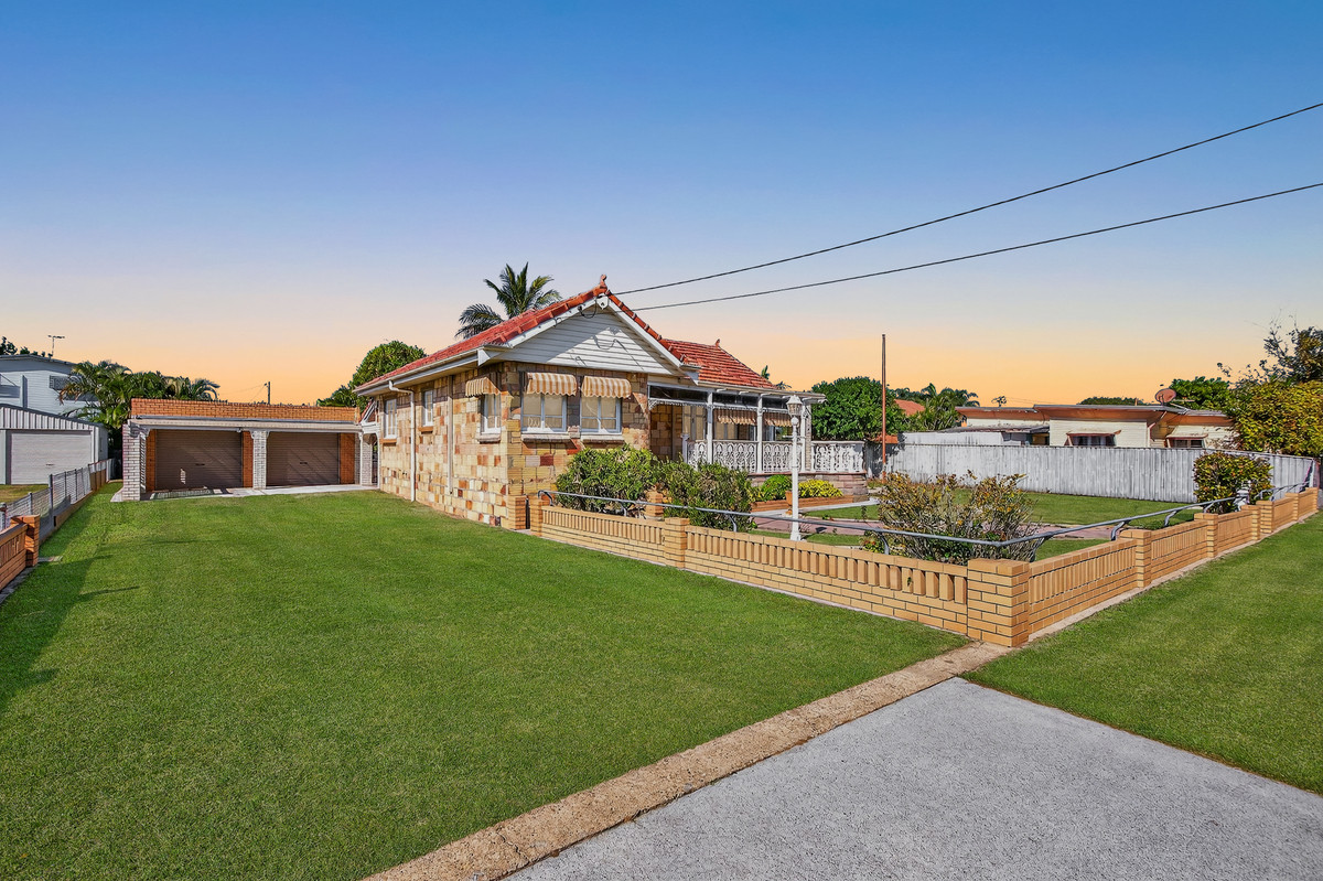 4 Laura Street, Clontarf, QLD 4019 AUS